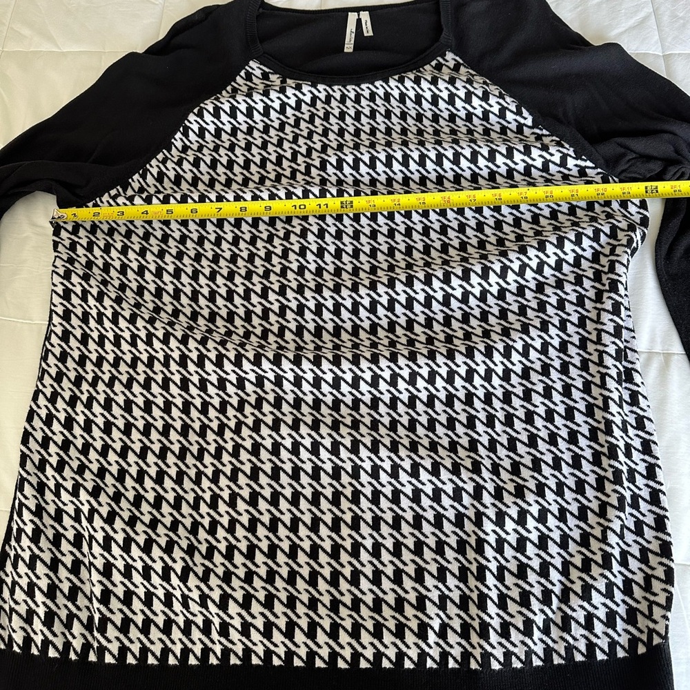 Willow Creek women’s plus 3X lightweight houndstooth sweater. - Picture 6 of 11
